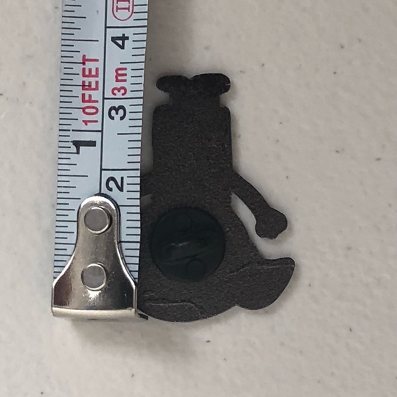 Dobby The House Elf Harry Potter Pin Lapel - Picture 7 of 8